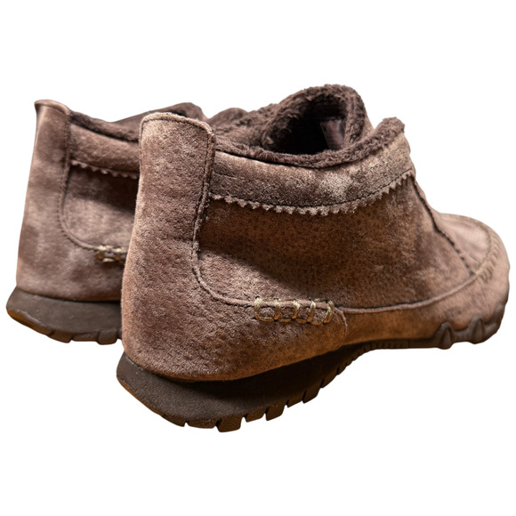 SKECHERS Bikers Lineage Women's 6 Moc Toe Chocolate Suede Chukka Lace Up Boot - Picture 3 of 15